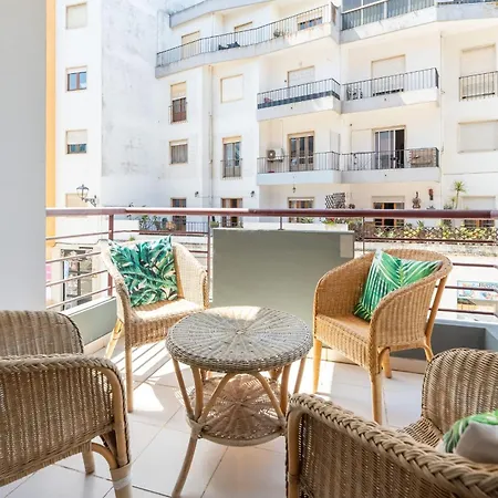 Tropical 2 Bdr In Centre By Lovelystay Appartamento *