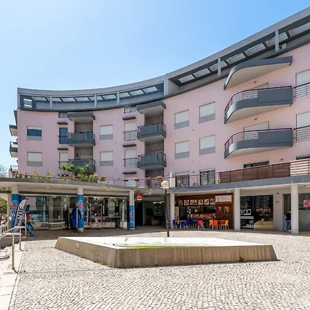 شقة Tropical 2 Bdr Apt In Lagos Centre By Lovelystay لاغوس