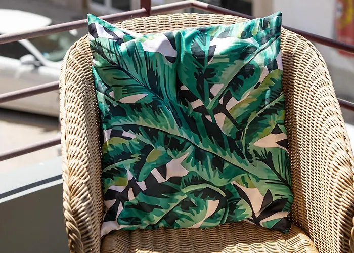Tropical 2 Bdr In Centre By Lovelystay Apartamento *