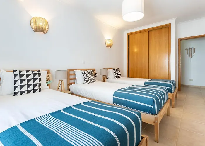 Tropical 2 Bdr In Centre By Lovelystay Apartamento Lagos